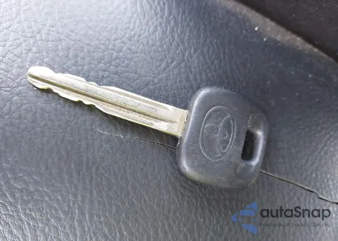 2008 Toyota Yaris from USA, damaged, VIN JTDBT923981191385